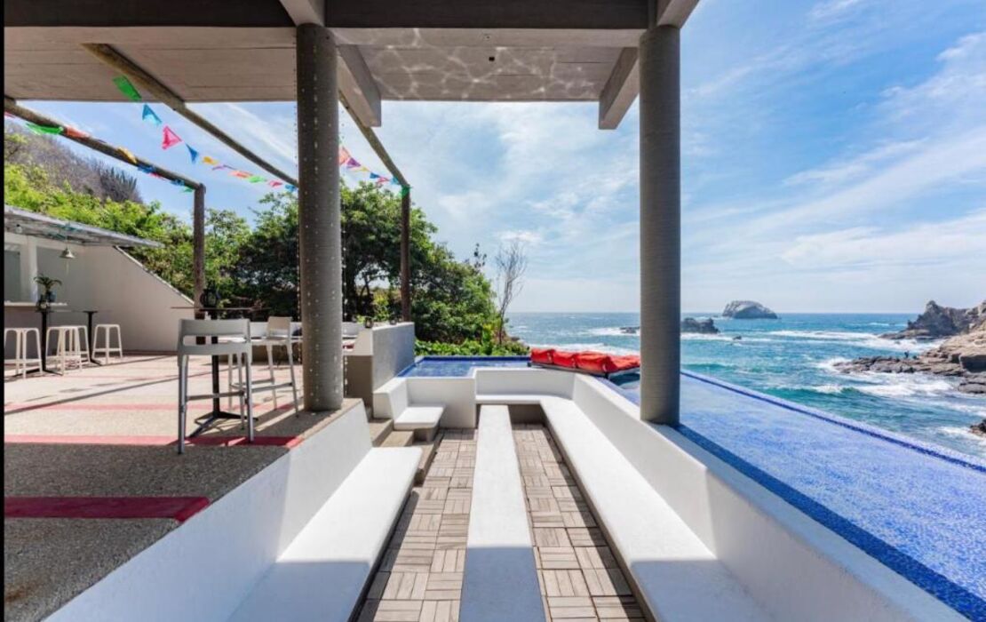 Villa Aikia (Adults Suites A/C)