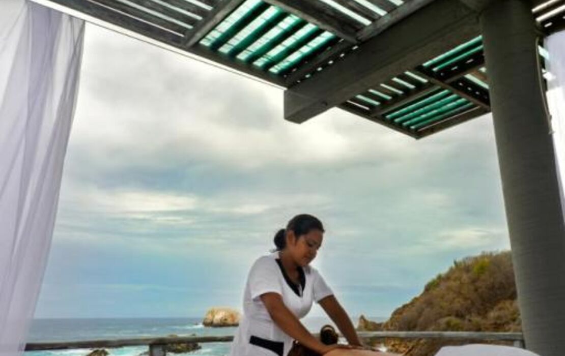 Villa Aikia (Adults Suites A/C)