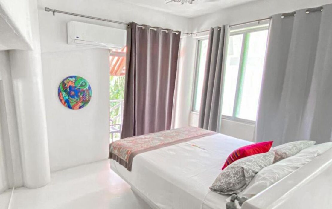 Villa Aikia (Adults Suites A/C)