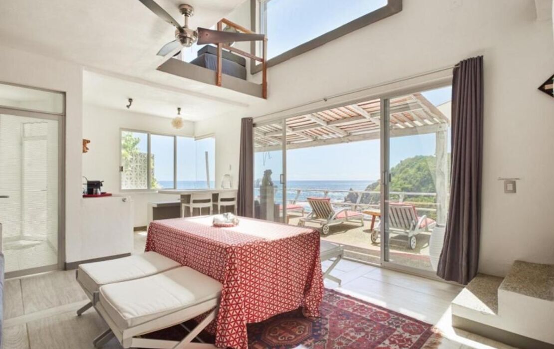 Villa Aikia (Adults Suites A/C)