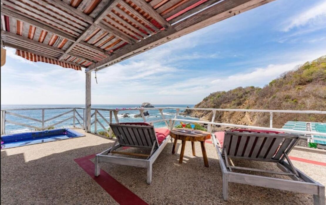 Villa Aikia (Adults Suites A/C)