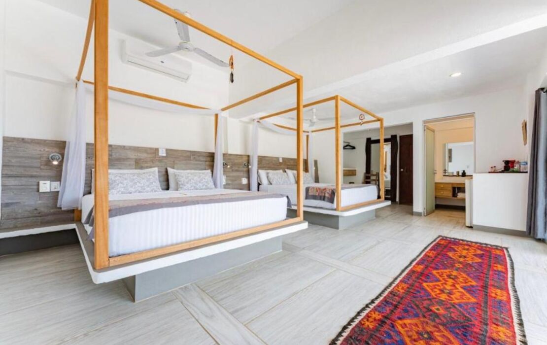 Villa Aikia (Adults Suites A/C)