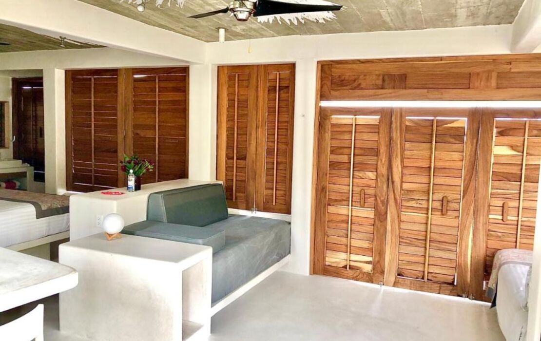 Villa Aikia (Adults Suites A/C)