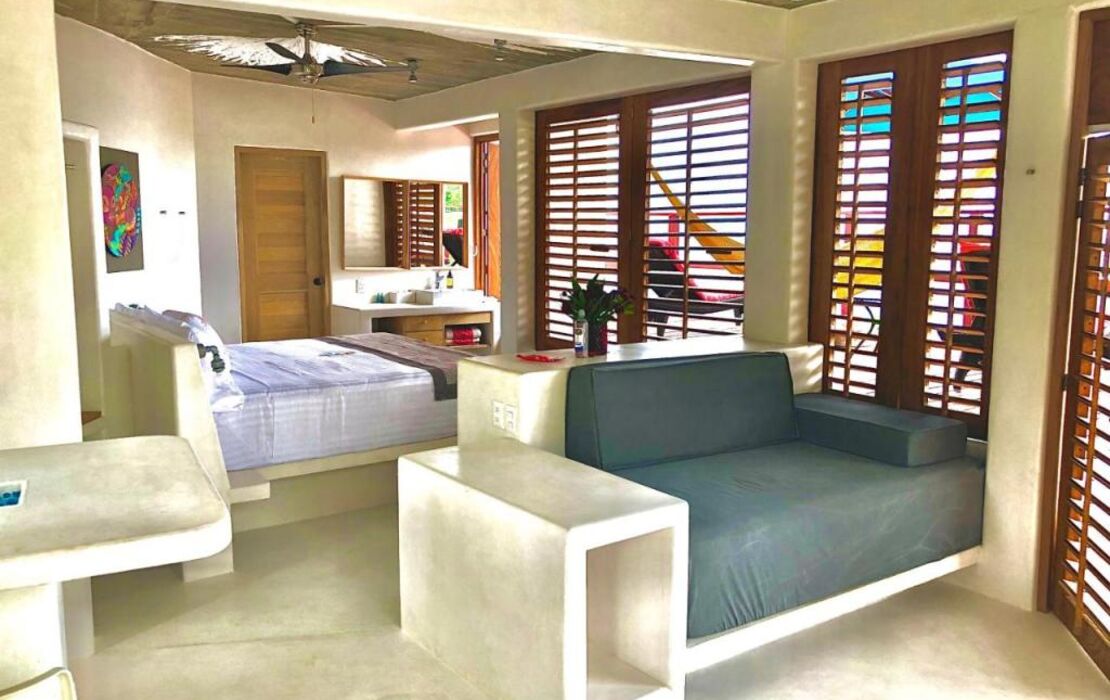 Villa Aikia (Adults Suites A/C)