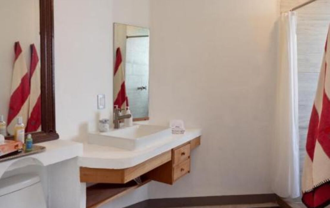 Villa Aikia (Adults Suites A/C)