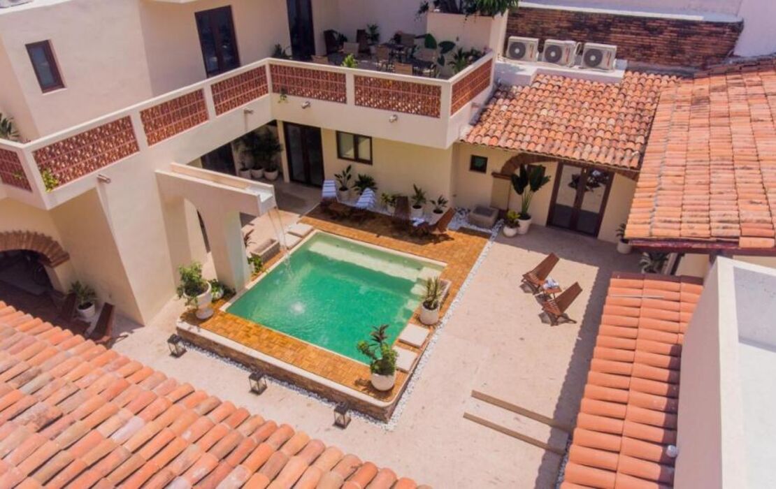 Casa Victoria Malecón - Adults Only