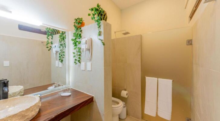 Casa Victoria Malecón - Adults Only