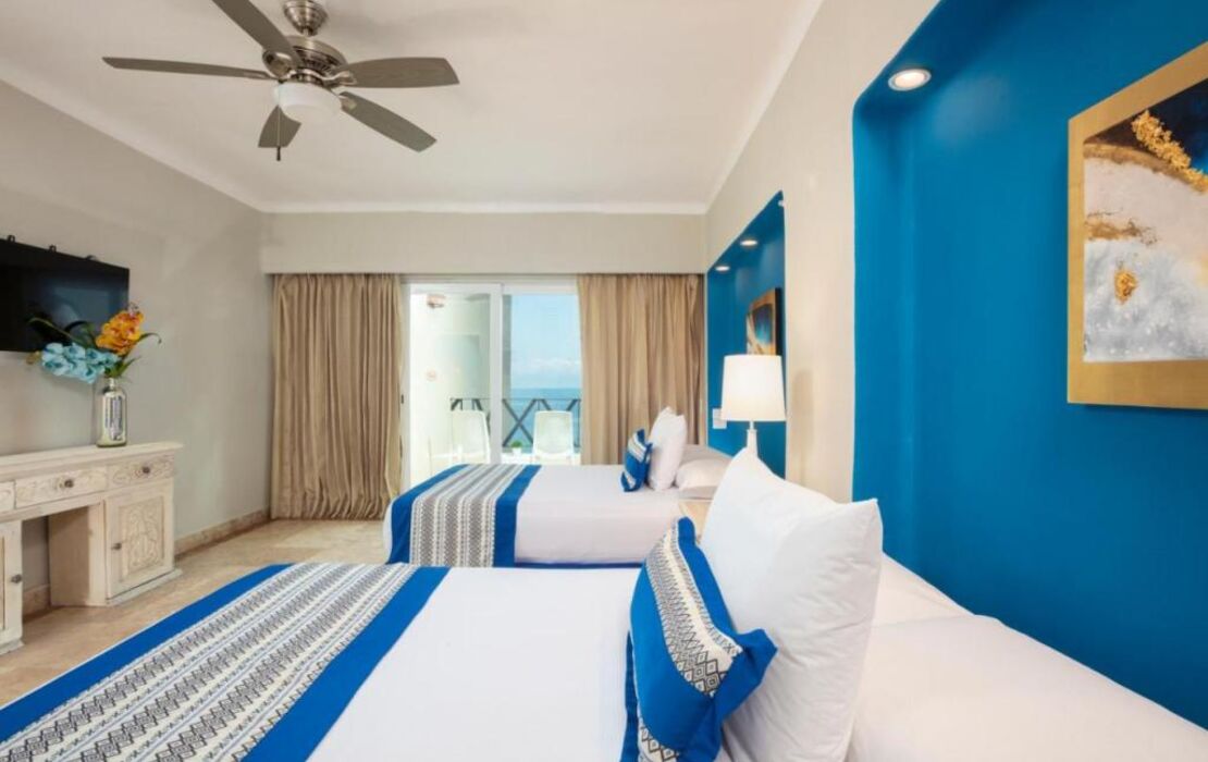 Blue Chairs Beachfront Resort Puerto Vallarta - Adults Only