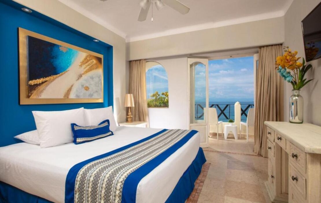 Blue Chairs Beachfront Resort Puerto Vallarta - Adults Only