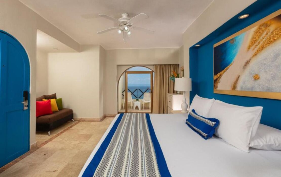 Blue Chairs Beachfront Resort Puerto Vallarta - Adults Only