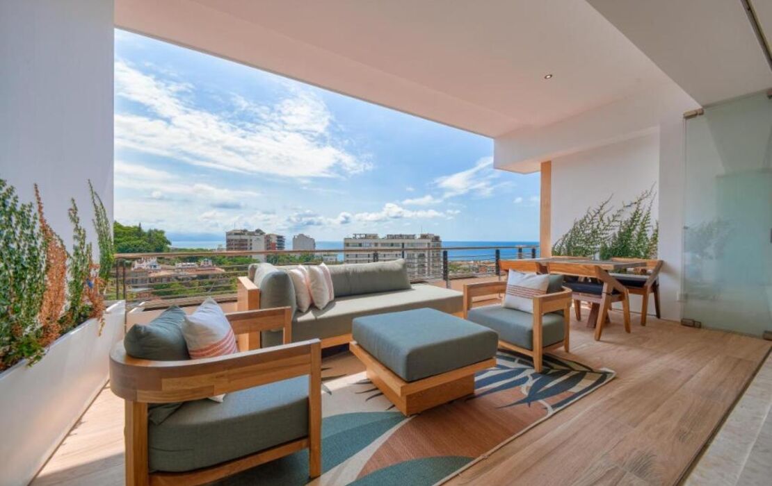 Maxwell Collection Romantic Zone