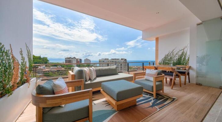 Maxwell Collection Romantic Zone