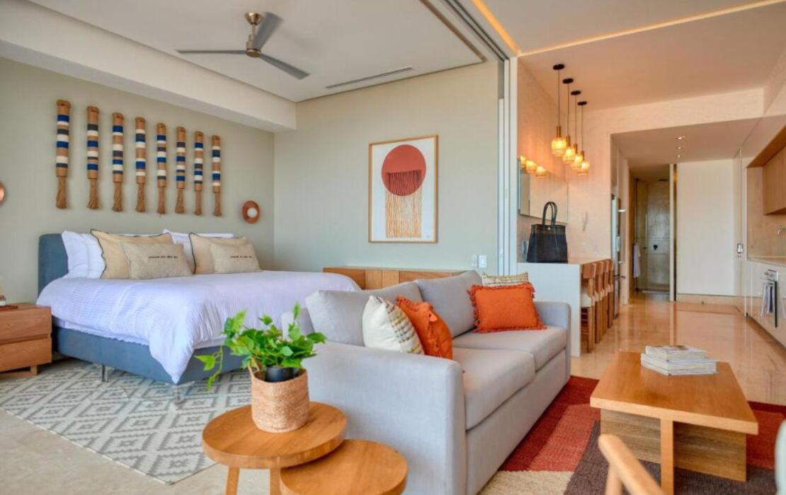 Maxwell Collection Romantic Zone