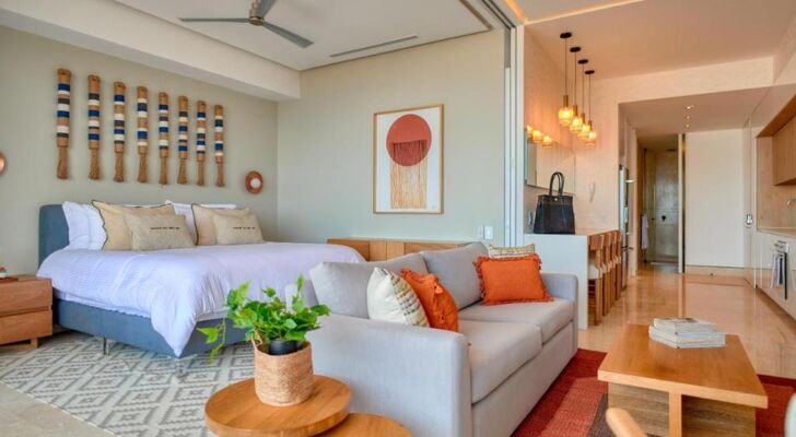 Maxwell Collection Romantic Zone