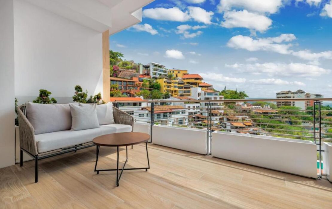 Maxwell Collection Romantic Zone