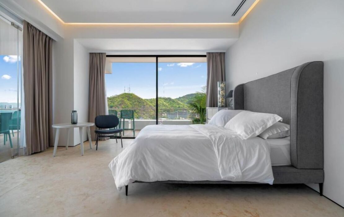 Maxwell Collection Romantic Zone