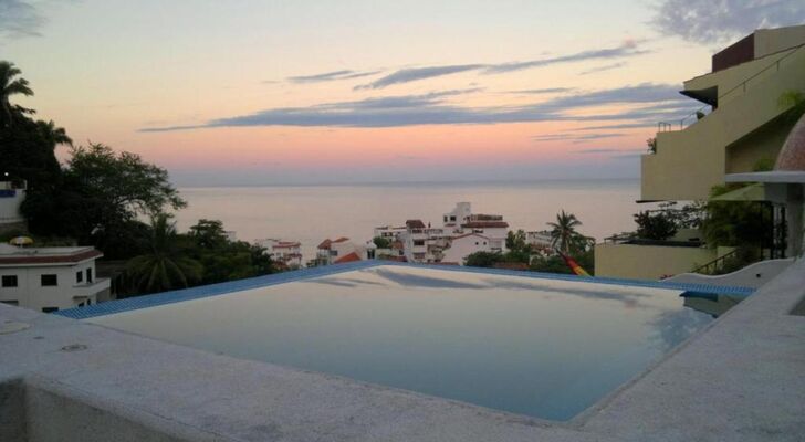 Casa Cupula LGBT Luxury Resort