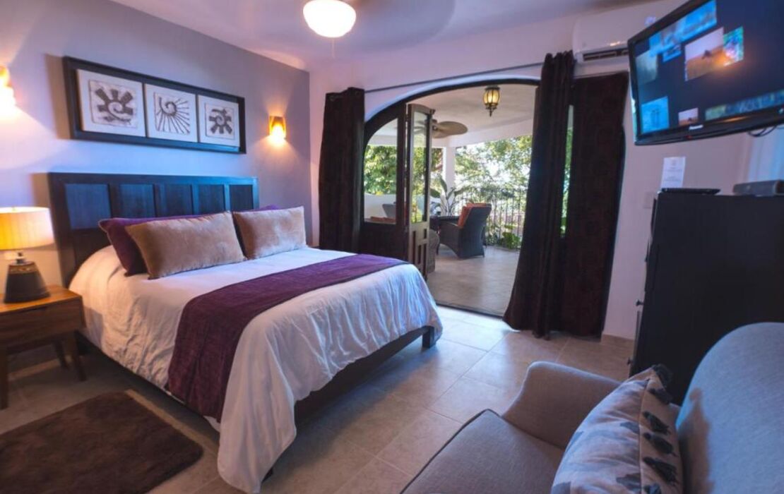 Casa Cupula LGBT Luxury Resort