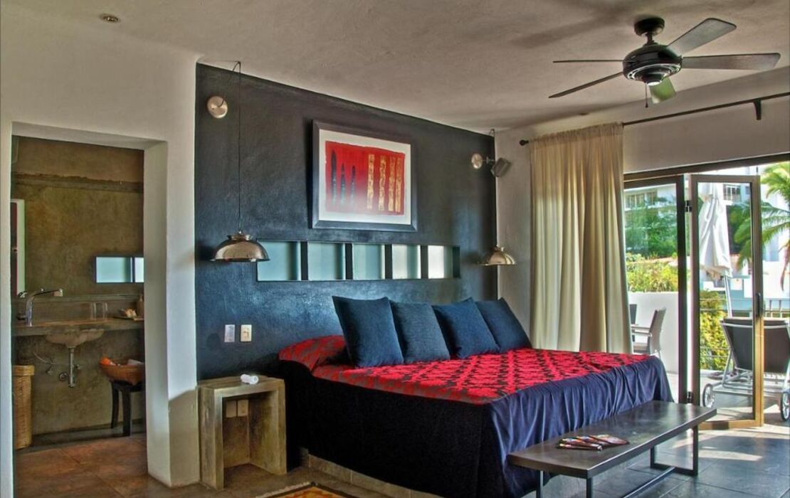 Casa Cupula LGBT Luxury Resort