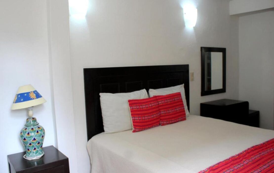 La Iguana Vallarta LGBT ADULTS ONLY - Romantic Zone - Party Clubbing Street