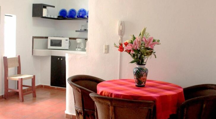 La Iguana Vallarta LGBT ADULTS ONLY - Romantic Zone - Party Clubbing Street