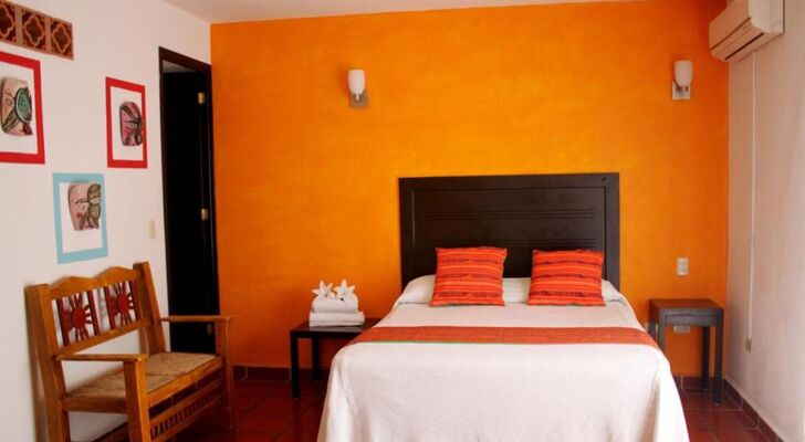 La Iguana Vallarta LGBT ADULTS ONLY - Romantic Zone - Party Clubbing Street