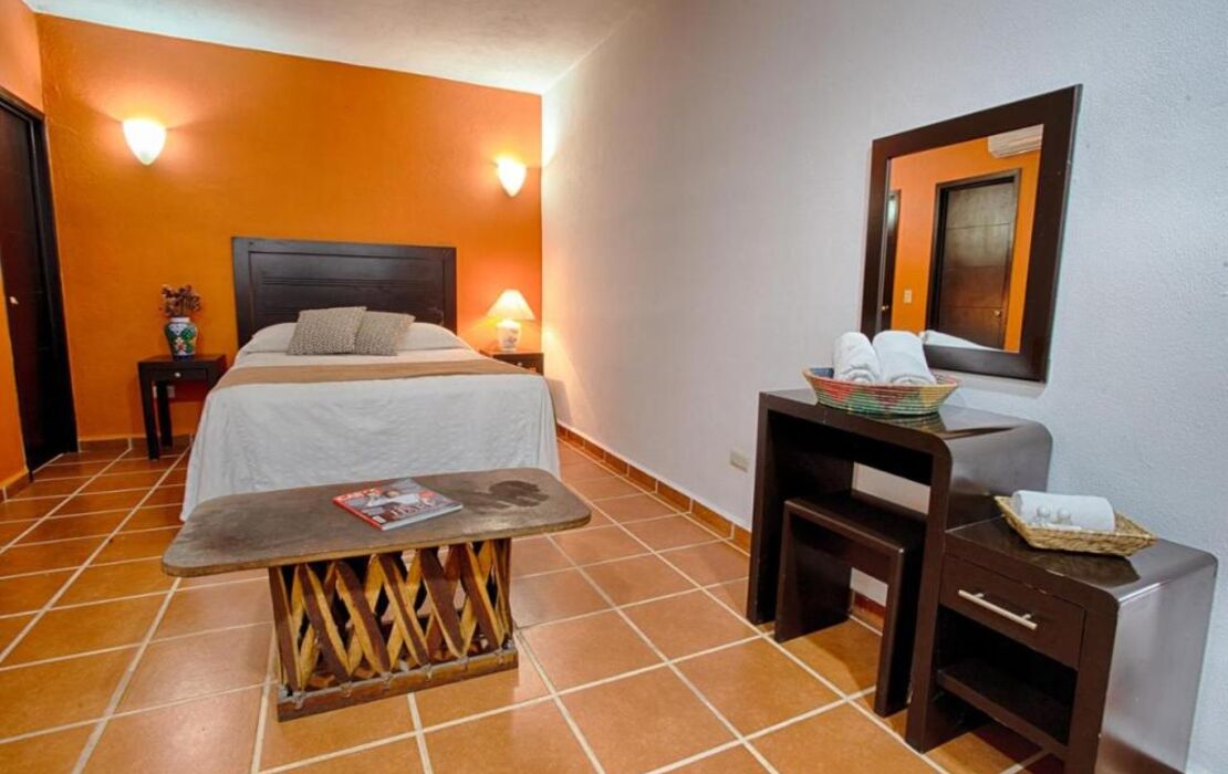 La Iguana Vallarta LGBT ADULTS ONLY - Romantic Zone - Party Clubbing Street