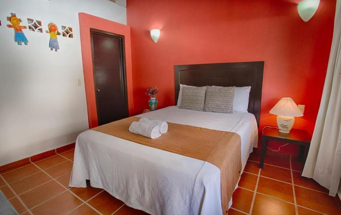 La Iguana Vallarta LGBT ADULTS ONLY - Romantic Zone - Party Clubbing Street