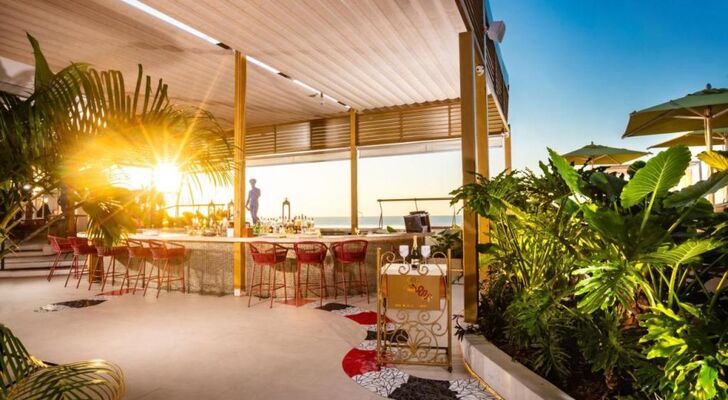 Almar Resort Luxury LGBT Experience by Mantamar Beach Club