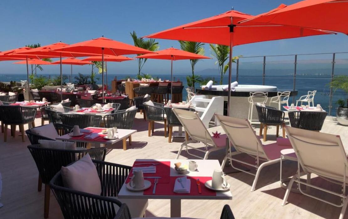 Almar Resort Luxury LGBT Experience by Mantamar Beach Club