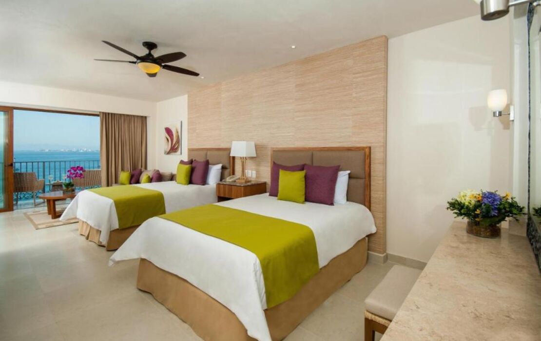 Almar Resort Luxury LGBT Experience by Mantamar Beach Club