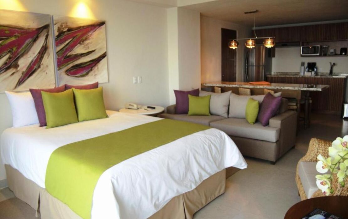 Almar Resort Luxury LGBT Experience by Mantamar Beach Club