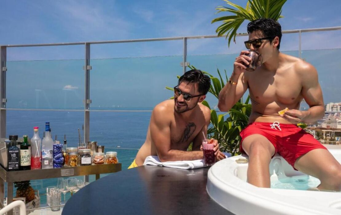 Almar Resort Luxury LGBT Experience by Mantamar Beach Club