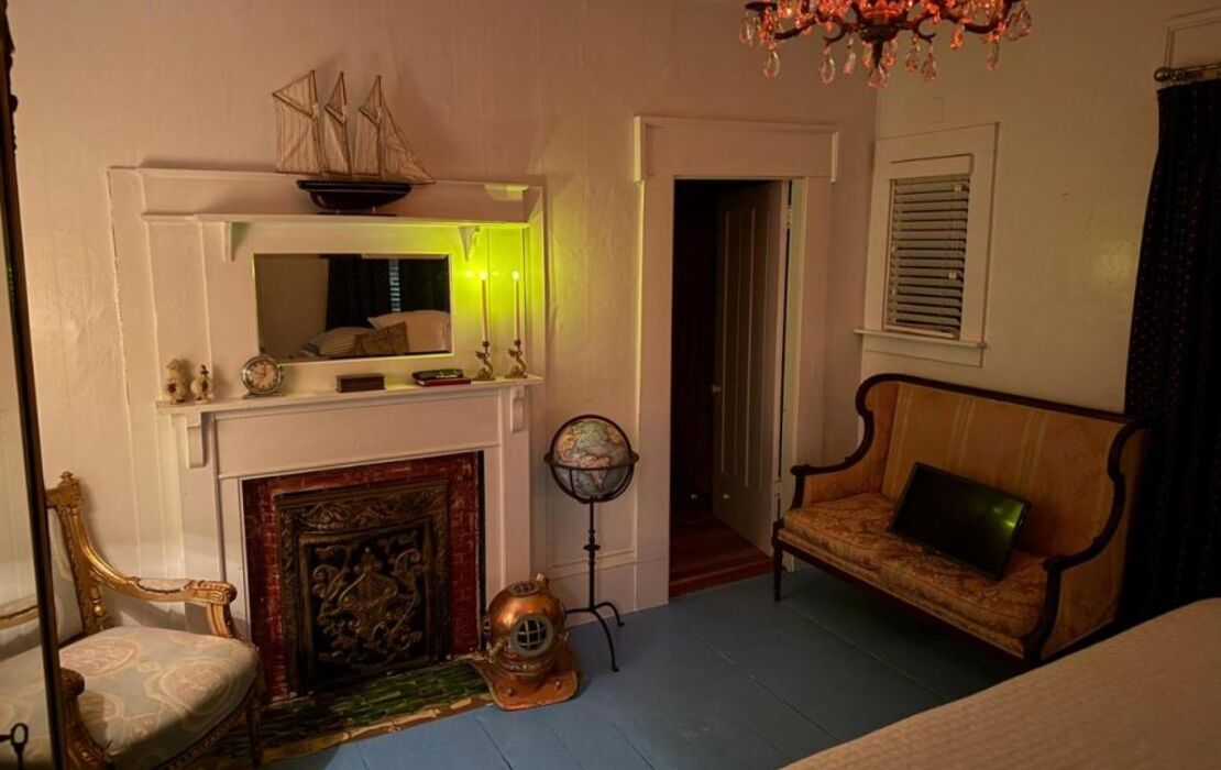 The Gaslamp Bed and Breakfast