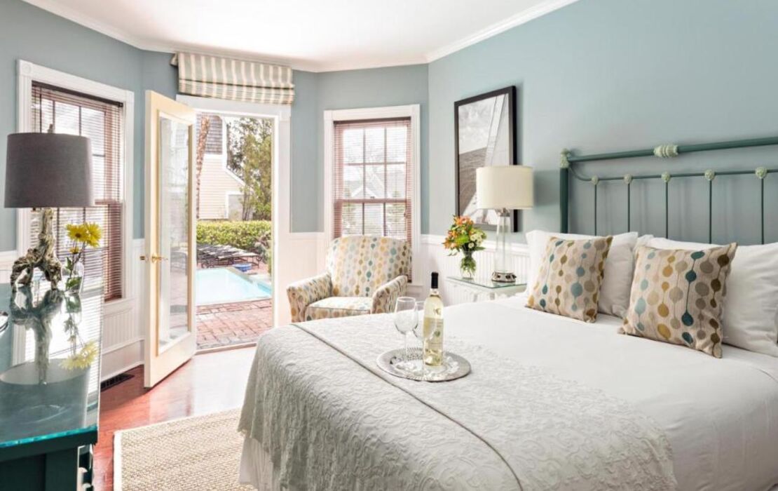 Brass Key Guesthouse Adults Only