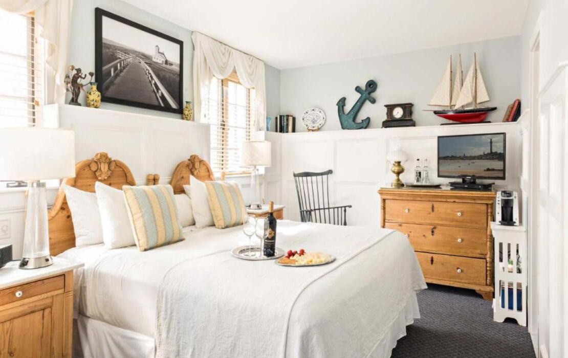 Brass Key Guesthouse Adults Only