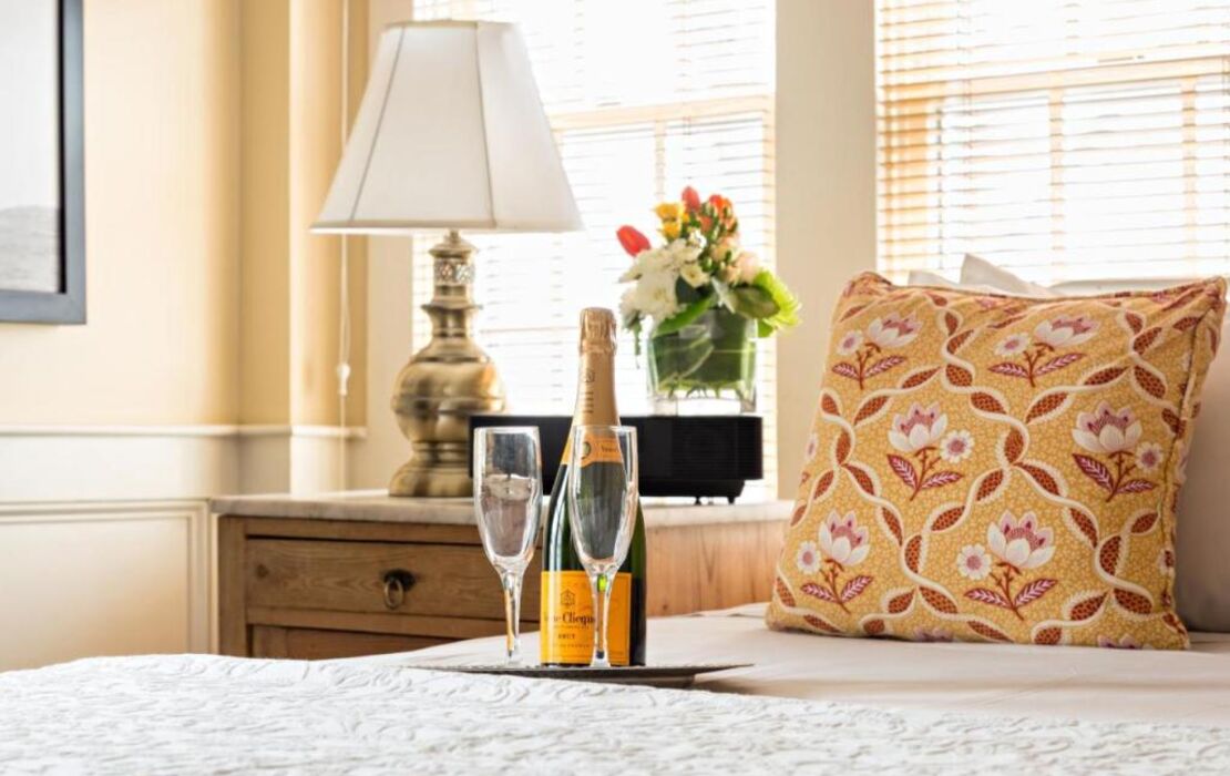 Brass Key Guesthouse Adults Only