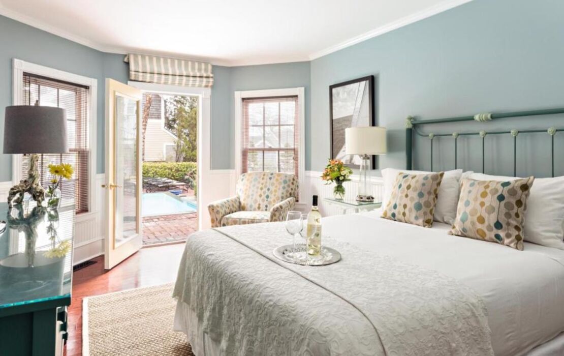 Brass Key Guesthouse Adults Only