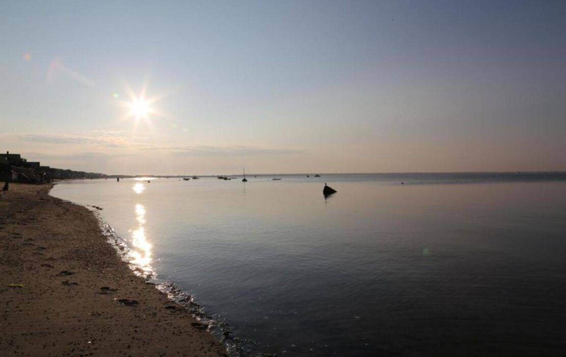 Surfside Hotel and Suites