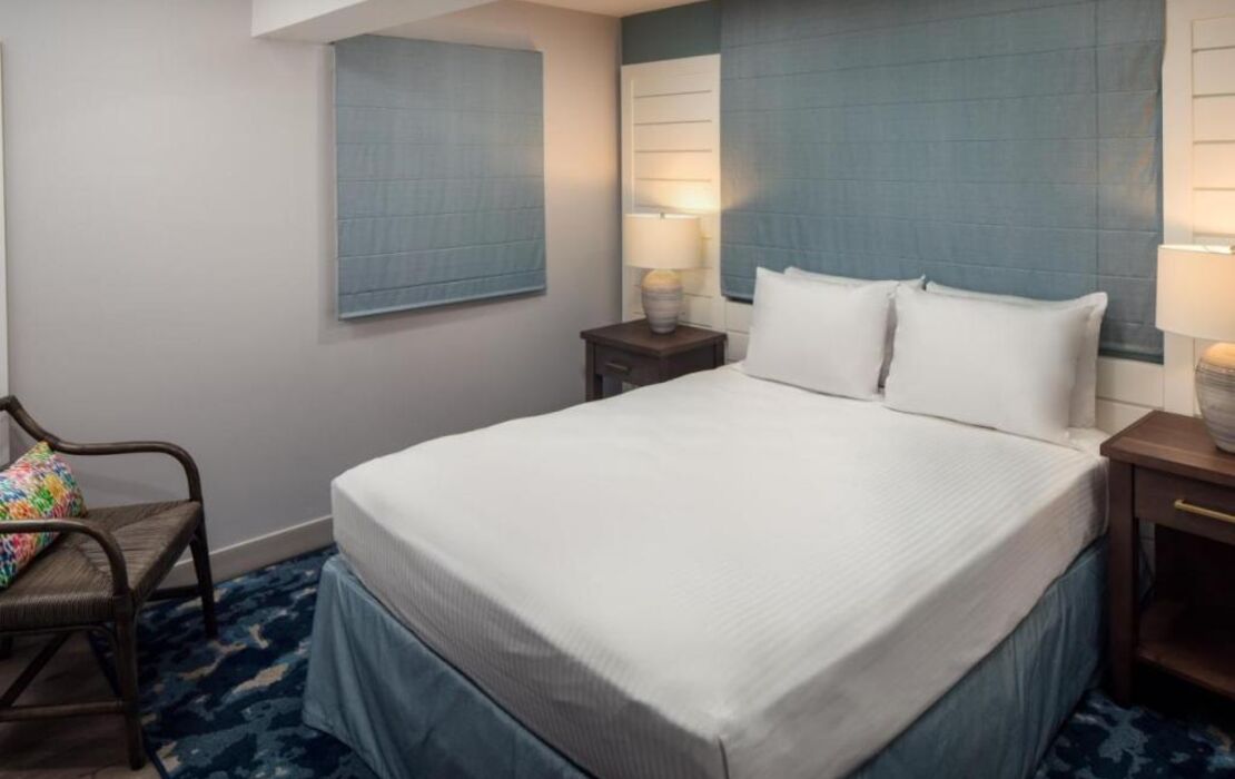 Surfside Hotel and Suites