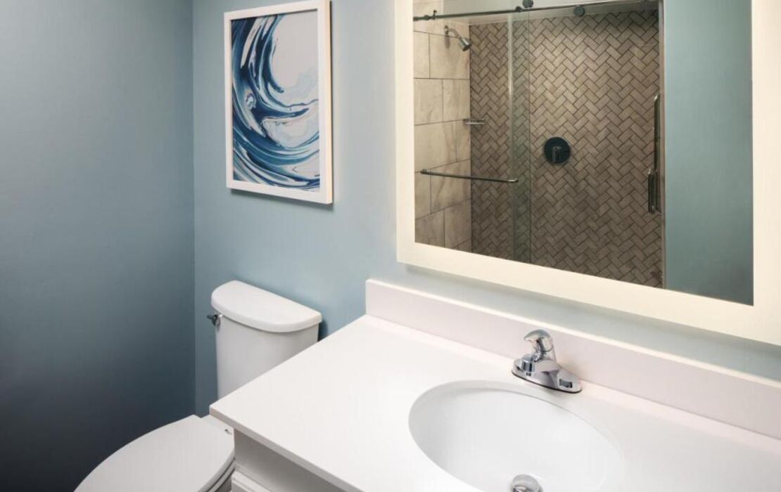 Surfside Hotel and Suites