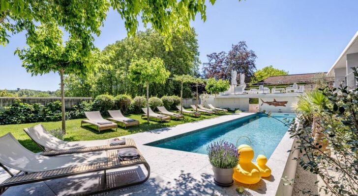 Le Pavillon M, Piscine et Spa au pied du château, Petit-Déjeuner inclus, Parking privé