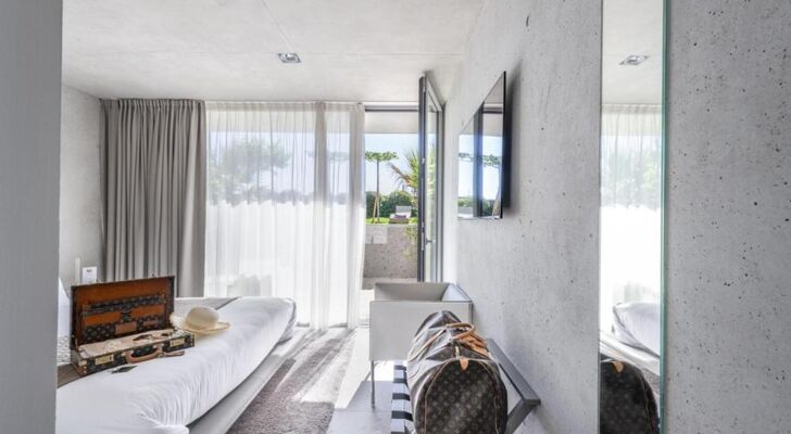 Le Pavillon M, Piscine et Spa au pied du château, Petit-Déjeuner inclus, Parking privé