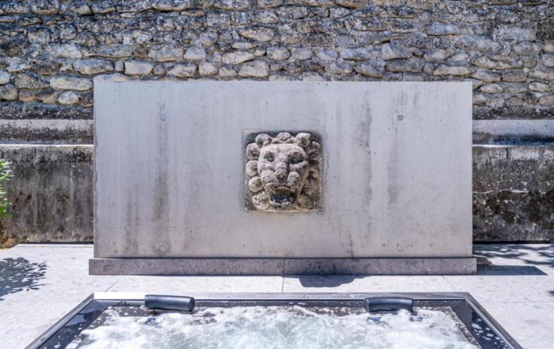 Le Pavillon M, Piscine et Spa au pied du château, Petit-Déjeuner inclus, Parking privé