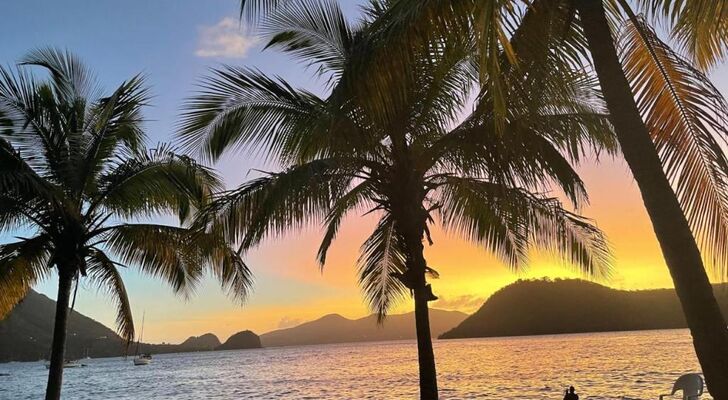Blue Lagoon, cottage les pieds dans l eau