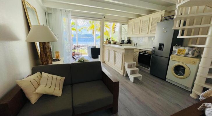 Blue Lagoon, cottage les pieds dans l eau