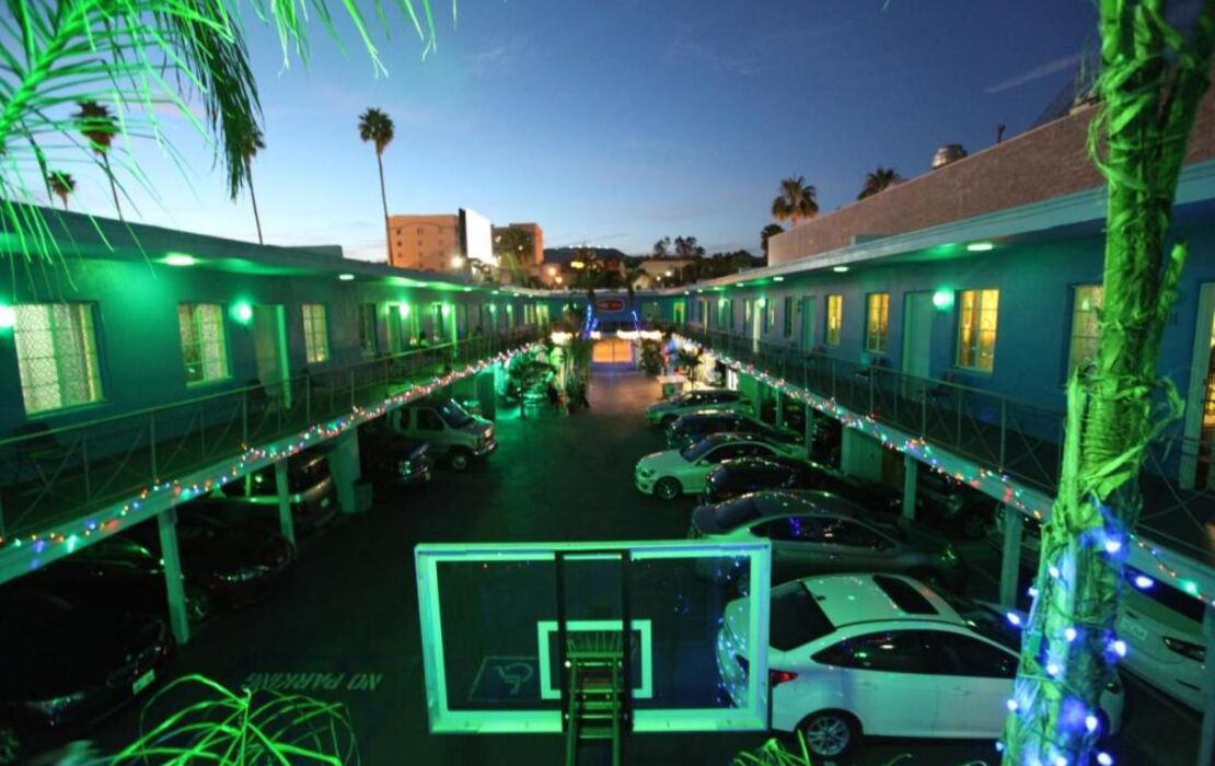 Banana Bungalow Hollywood Hotel & Hostel