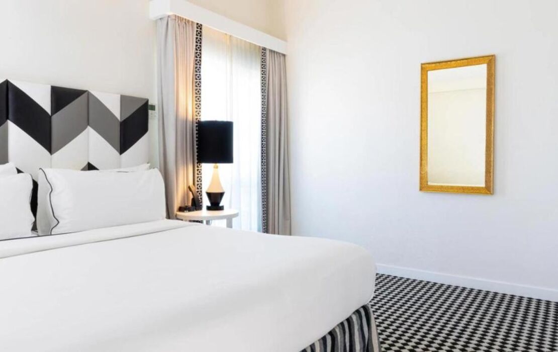 Chamberlain West Hollywood