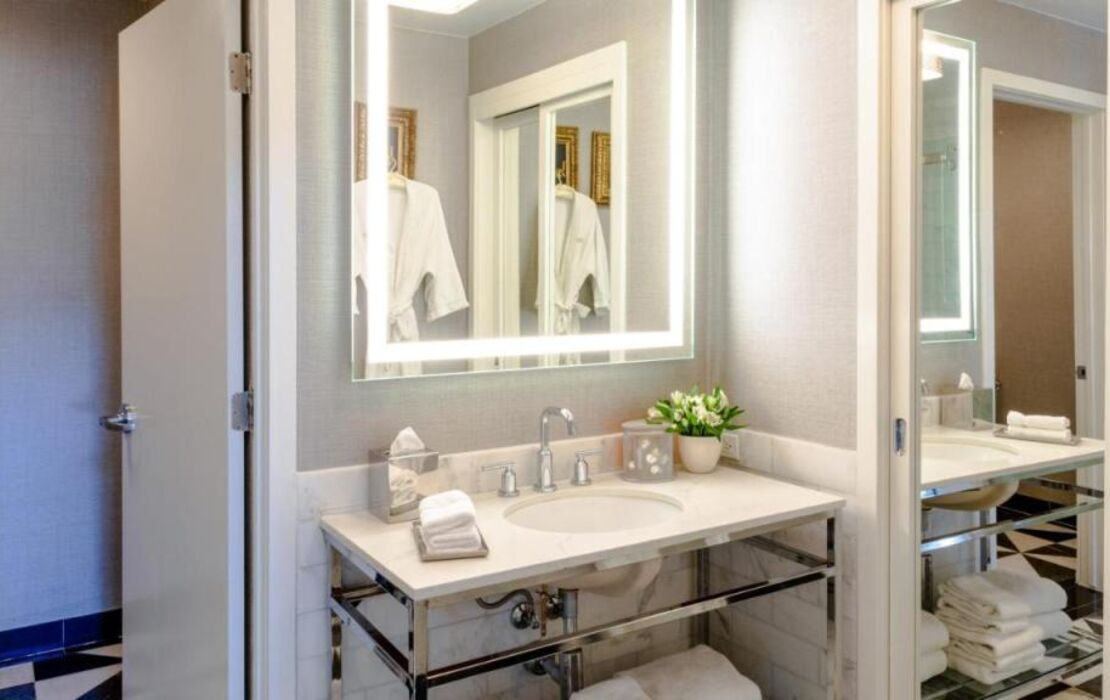 Chamberlain West Hollywood