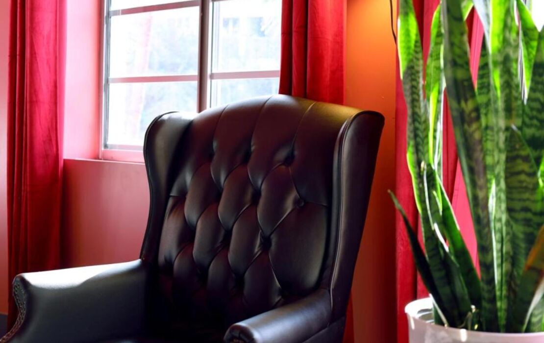 Hotel Gaythering - Gay Hotel - All Adults Welcome